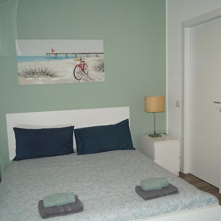 House Naviglio Quattro Apartment มิลาน ภายนอก รูปภาพ
