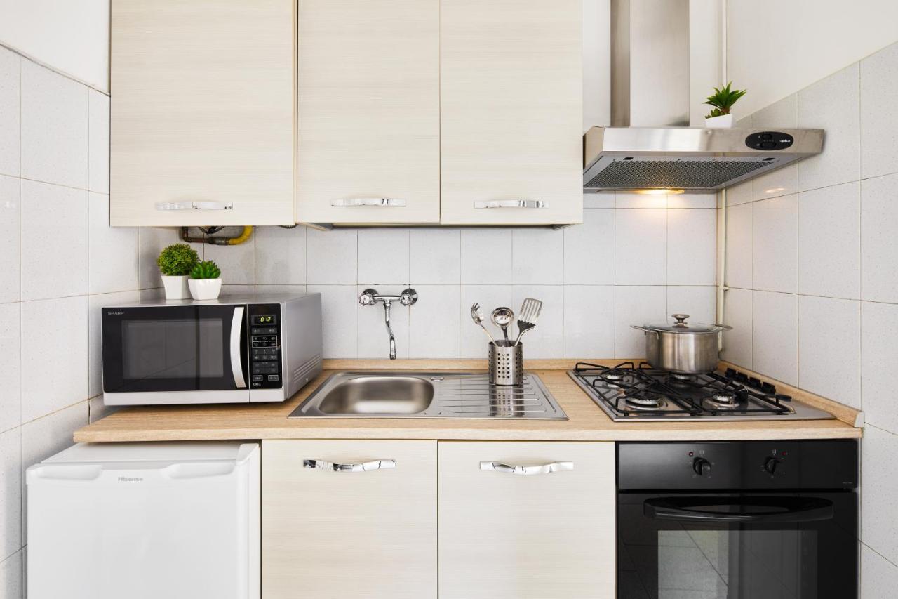 House Naviglio Quattro Apartment มิลาน ภายนอก รูปภาพ